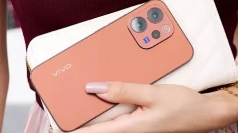 Vivo V70